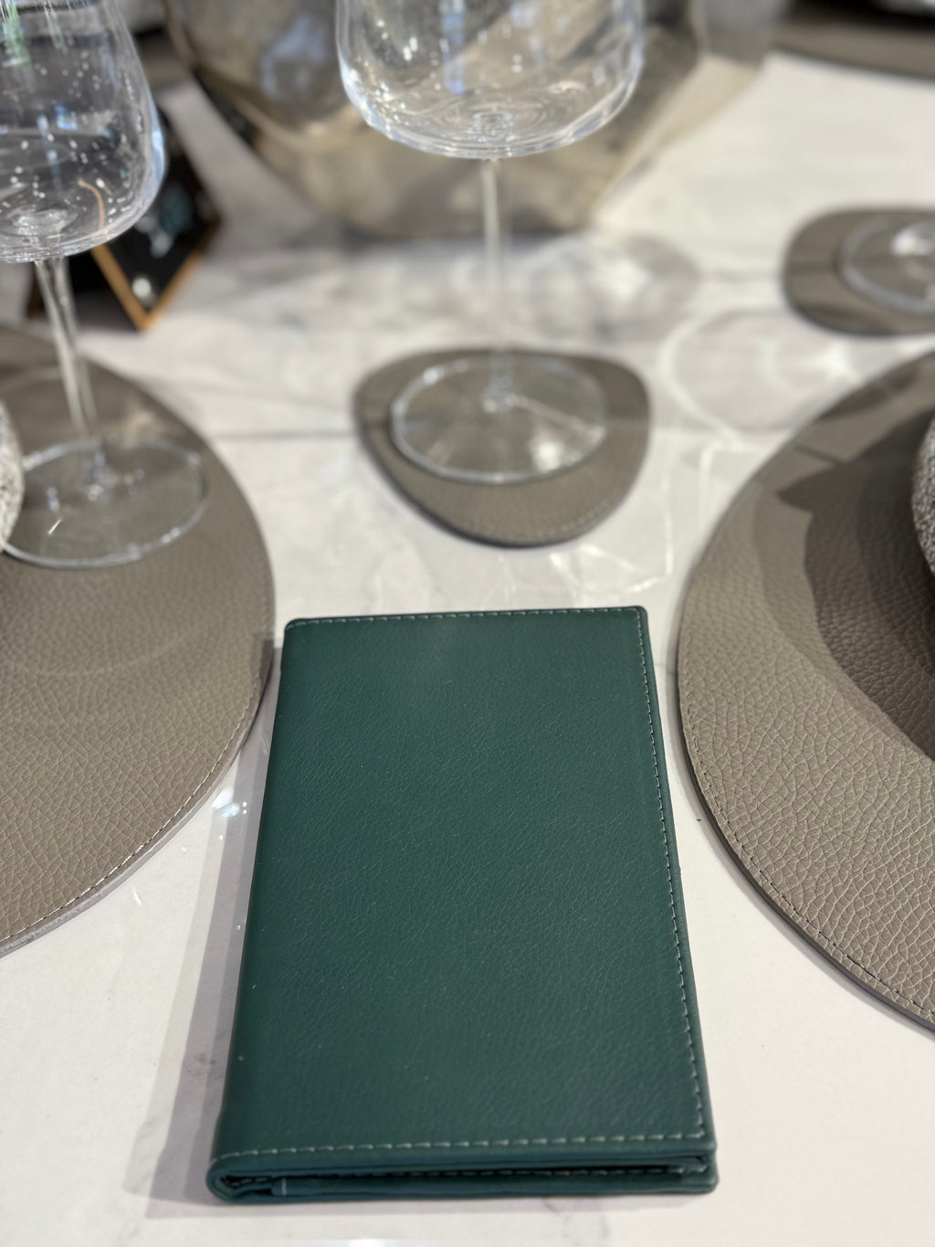 Холдер за сметки МАДРИД