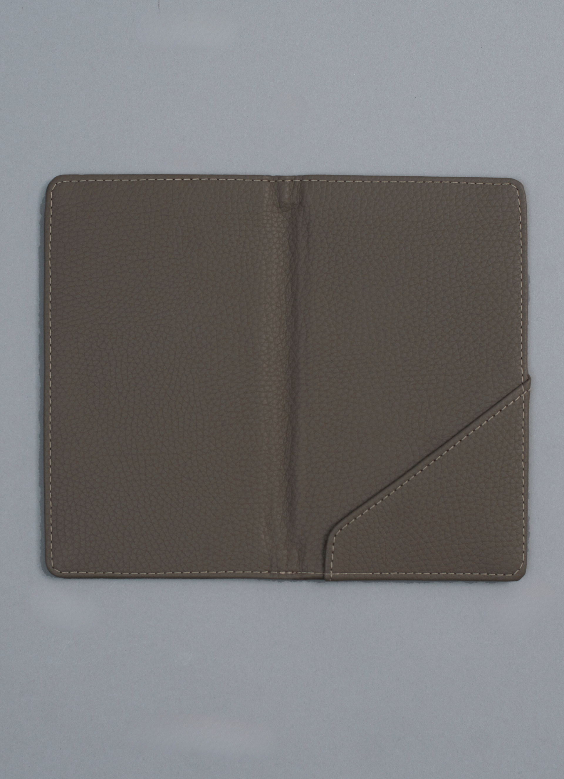 Холдер за сметки МАДРИД