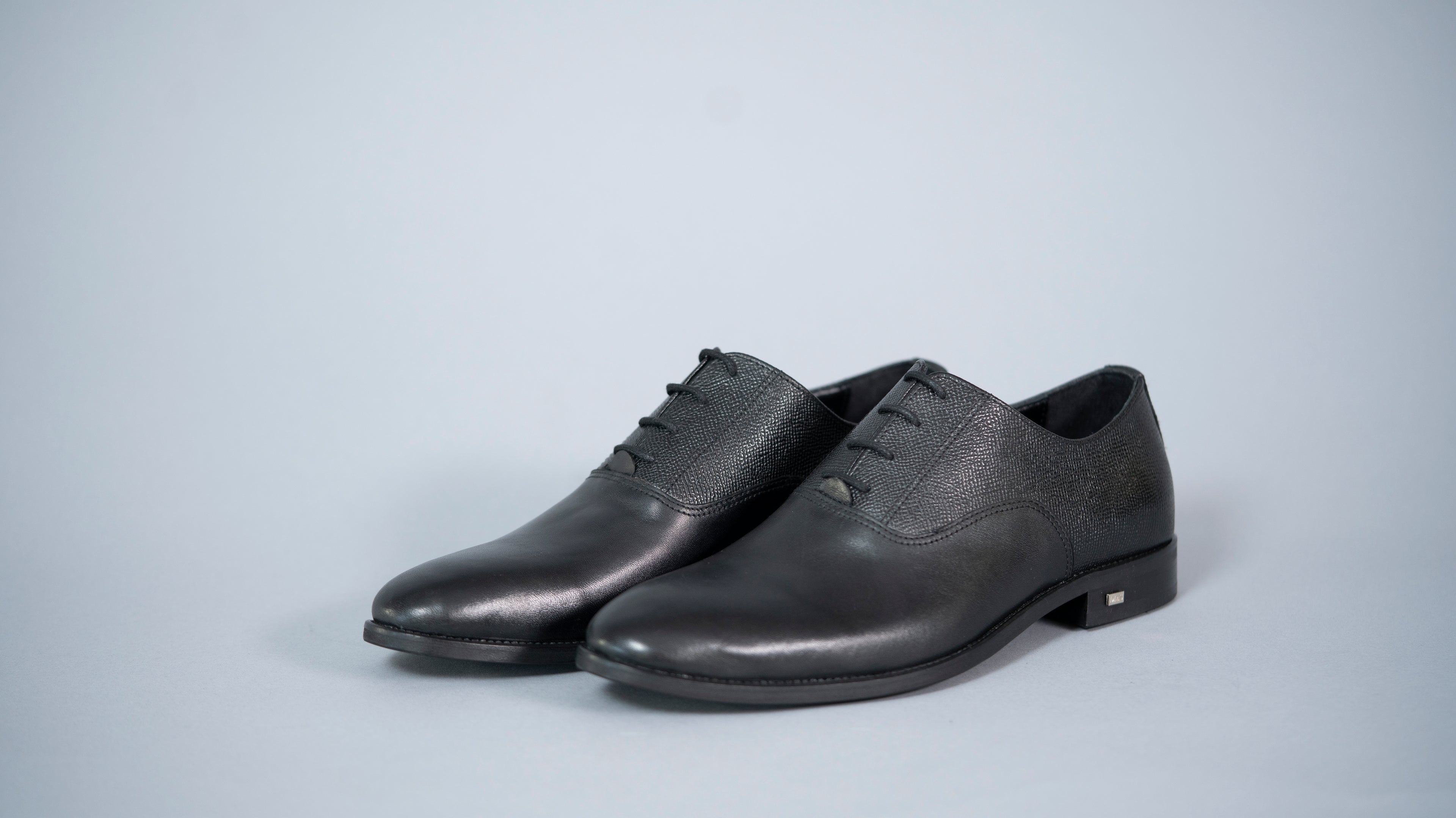 Машки чевли со висок сјај 2023-441-10-42