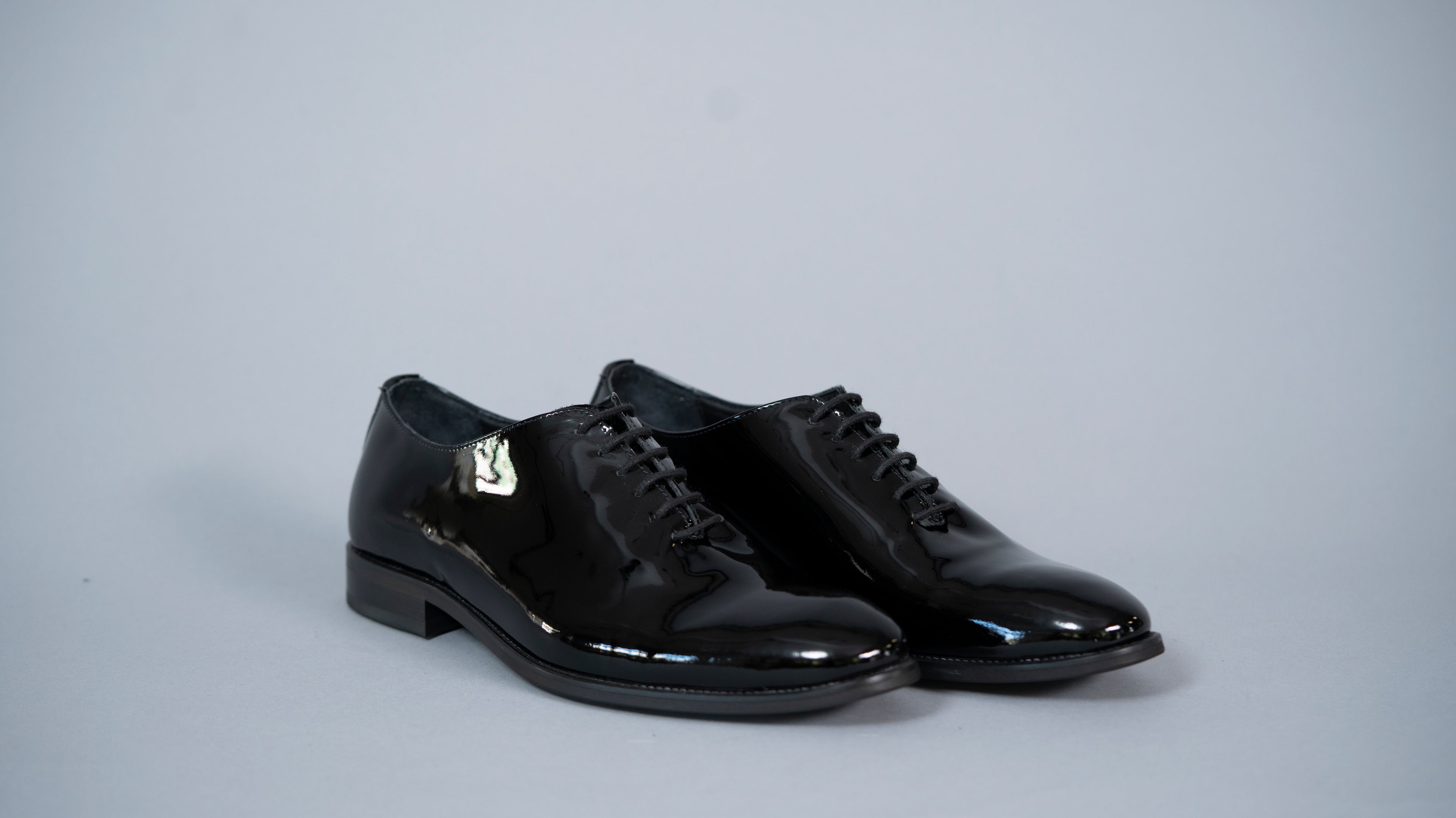 Машки чевли со висок сјај 2023-441-10-42