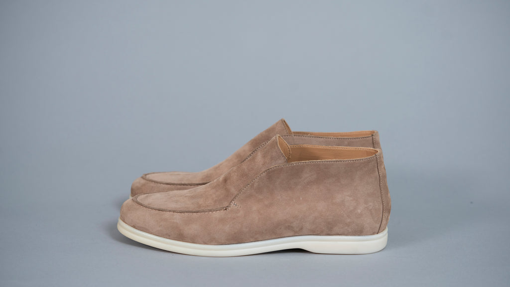 Машки получизми Chukka Boots 456-41-42 крем велур