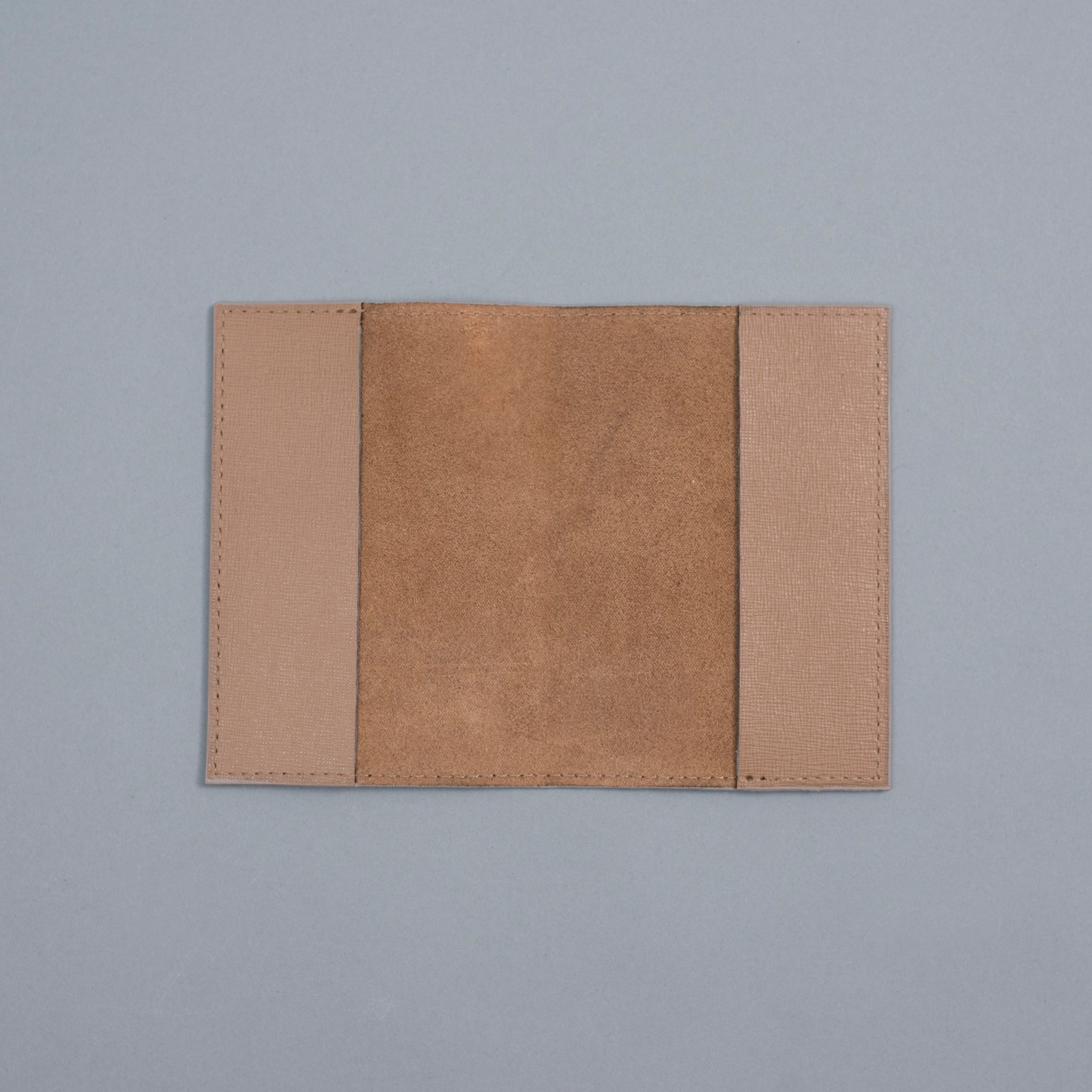 ДРЖАЧ ЗА ПАСОШ