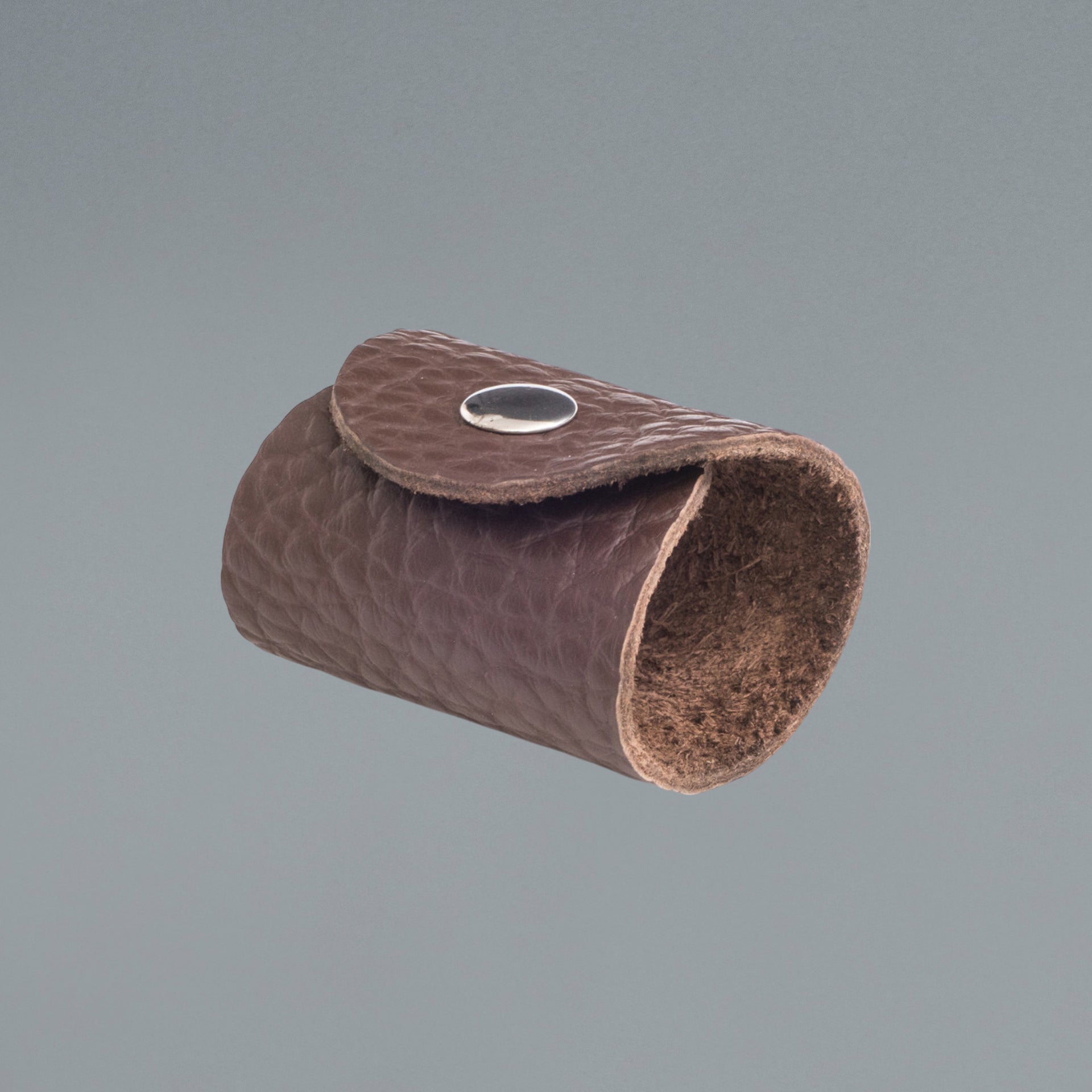 ДРЖАЧ ЗА САЛФЕТИ