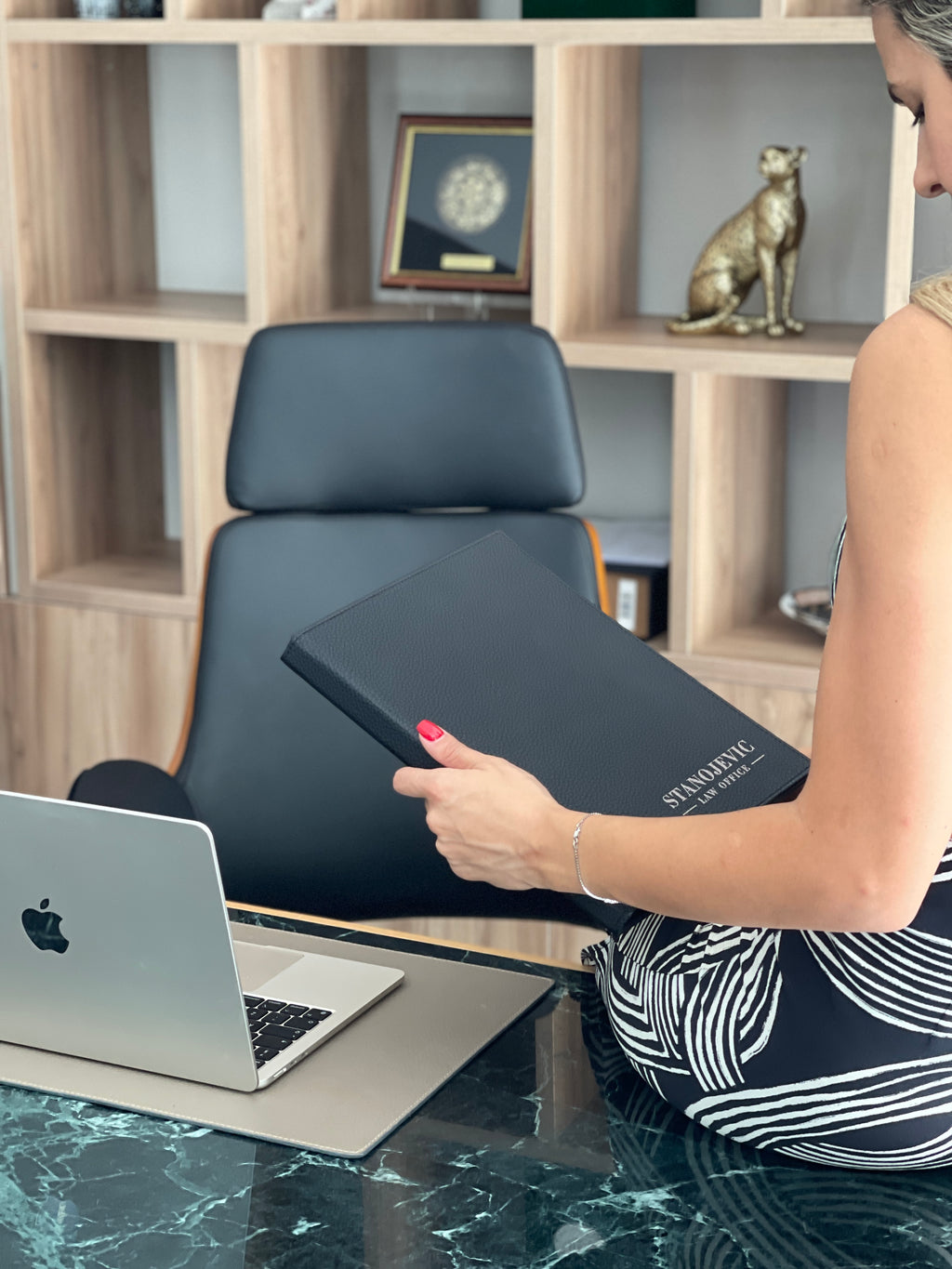 Папка потписна Strasbourg L14