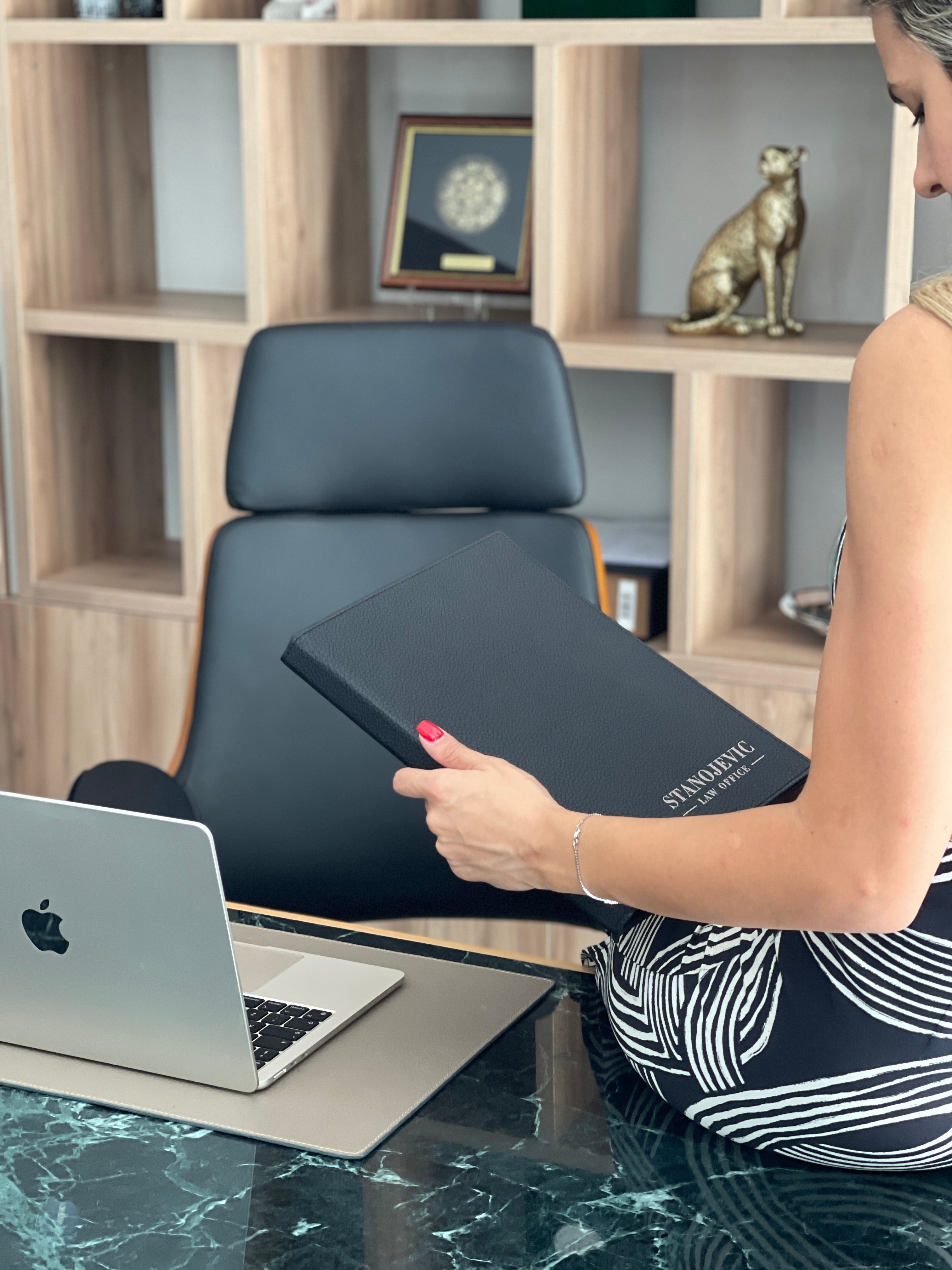 Папка потписна Strasbourg L14