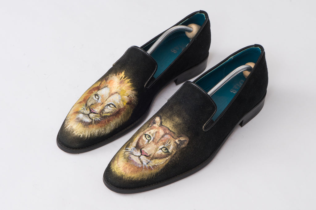 Машки мокасини со рачно цртан дизајн